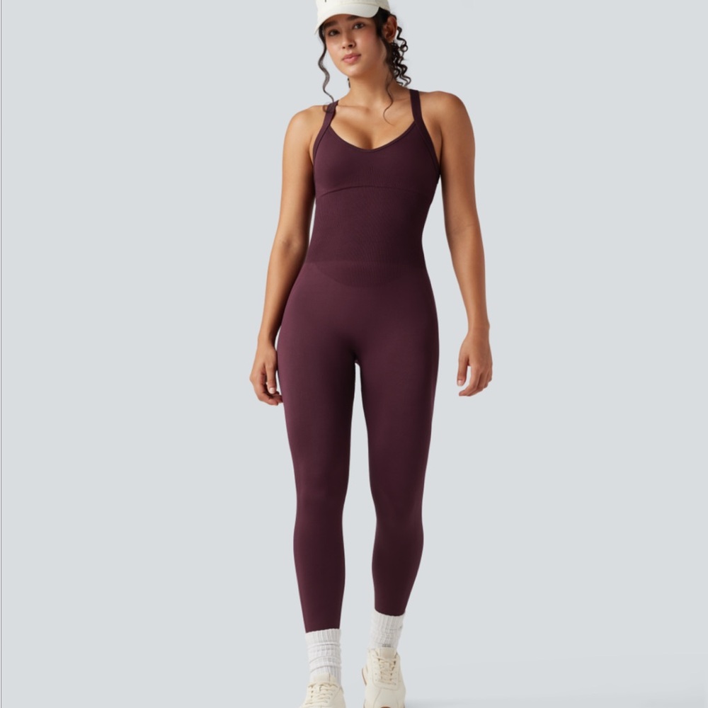 HALARA Seamless Flow Twisted Backless Sleeveless … - image 8